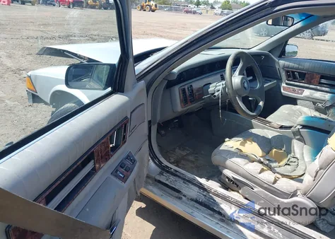 1993 Buick Regal Gran Sport from USA, damaged, VIN 2G4WF14L0P1465309